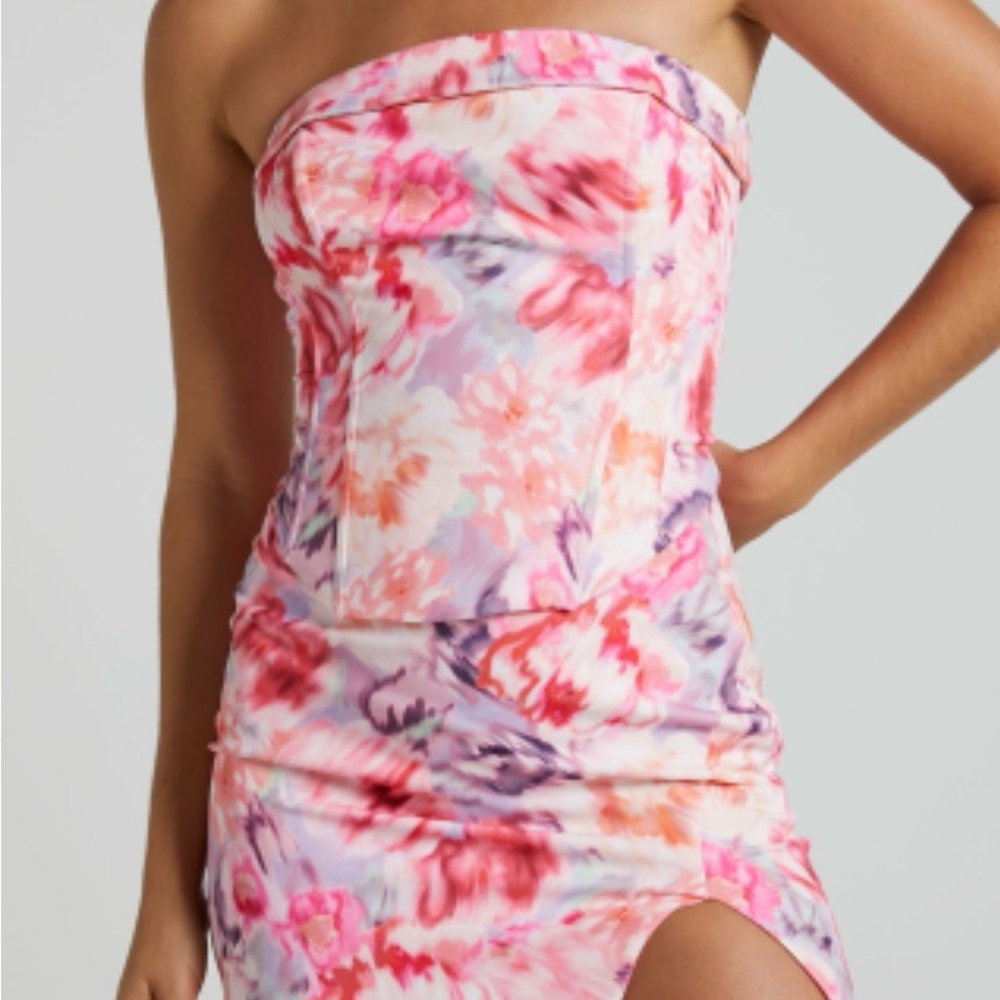Pink floral mini skirt